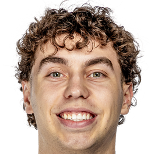 怀亚特·纳乌萨迪斯