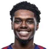 卡西姆·尼科尔森