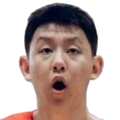 岳铂然