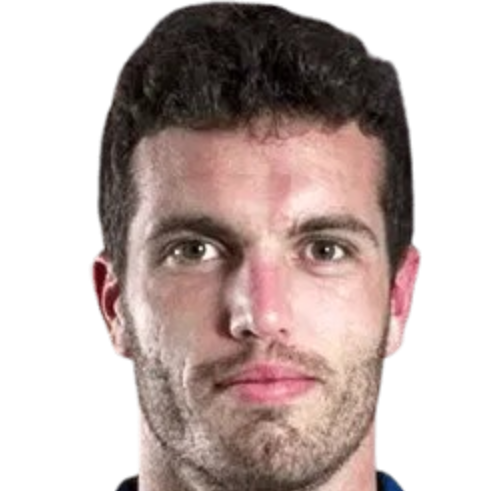 阿德里安·埃斯特夫