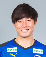 吉平翼