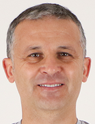  厄兹古尔·西内尔