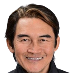 纳兹里·纳西尔