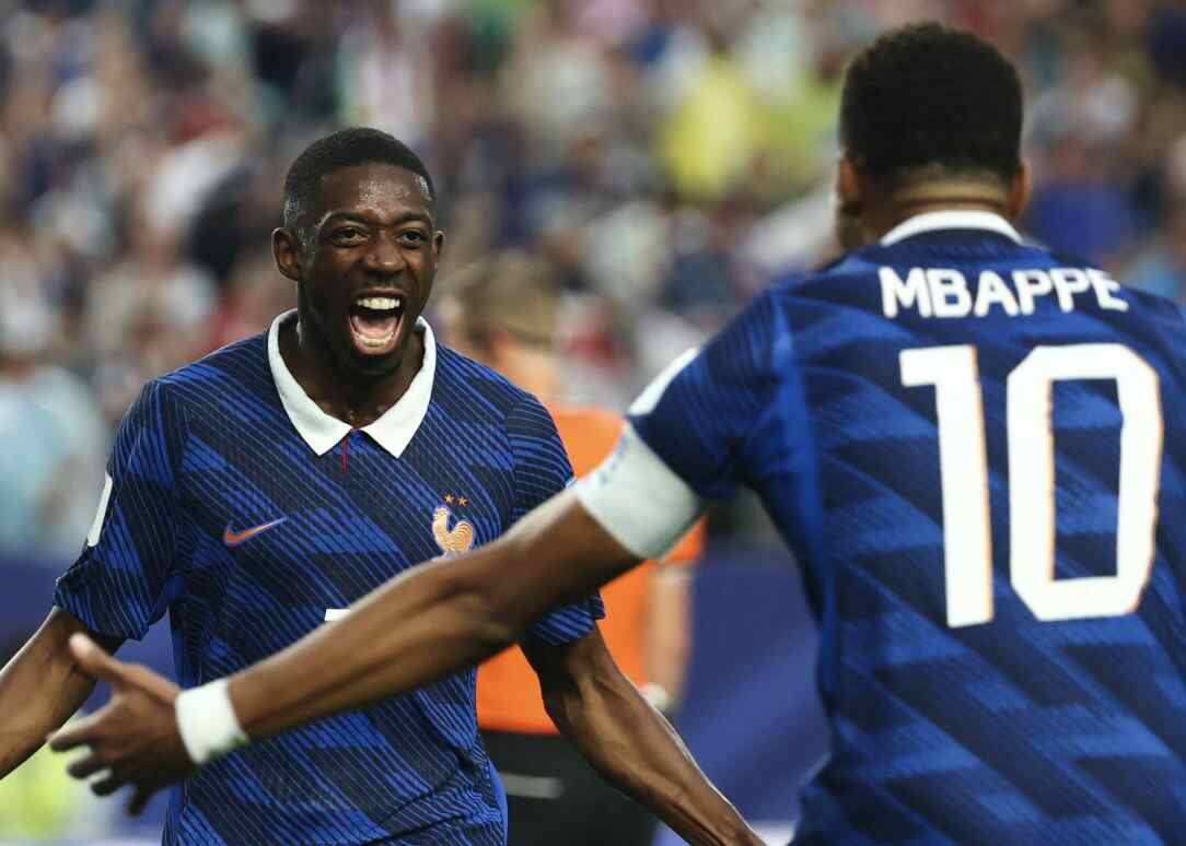 世杯1/16法国破僵:登贝莱助攻姆巴佩首开纪录