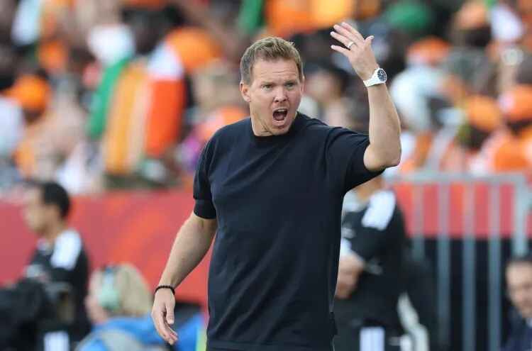 厄瓜多爾2-1逆轉德國，以小組第三身分出線