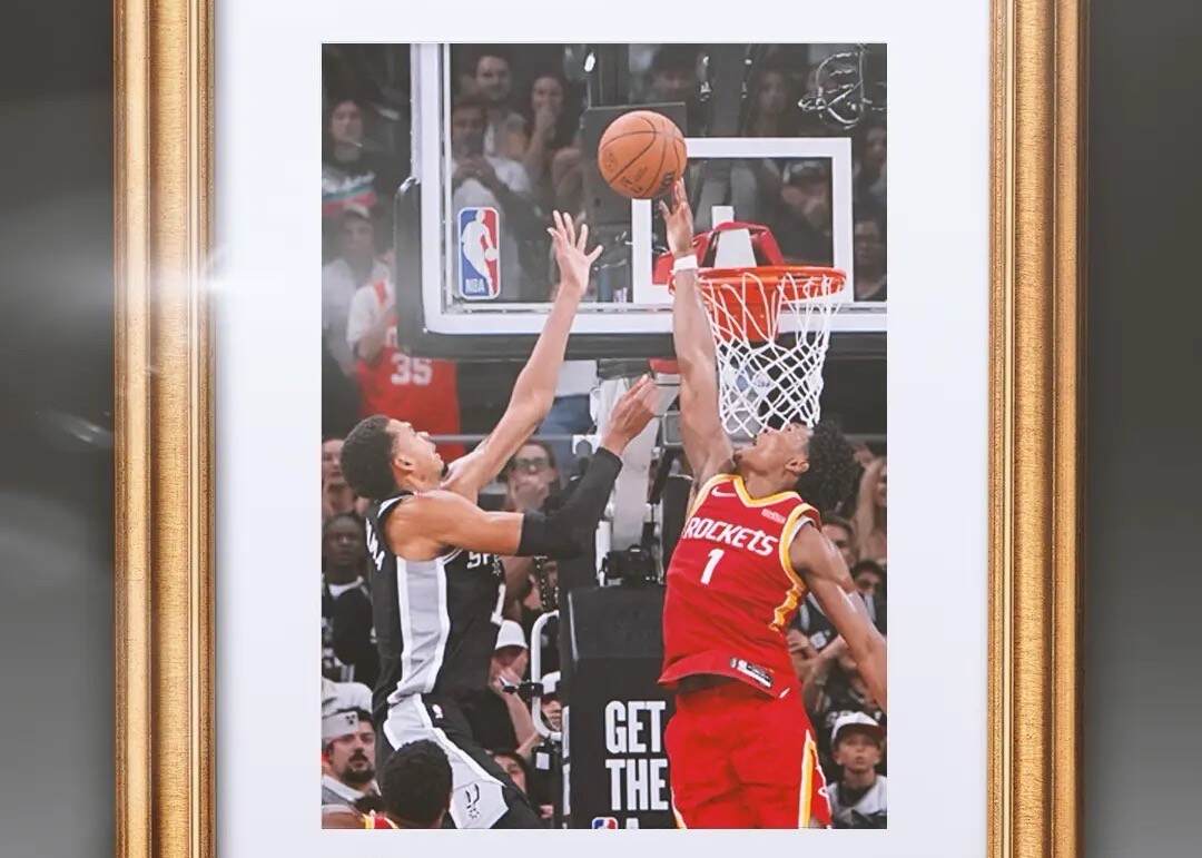 世界名画！NBA官方社媒晒出阿门·汤普森封盖文班亚马的瞬间