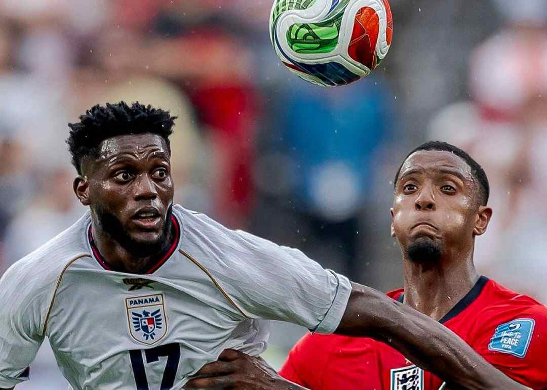 英格兰2-0巴拿马挺进世界杯淘汰赛
