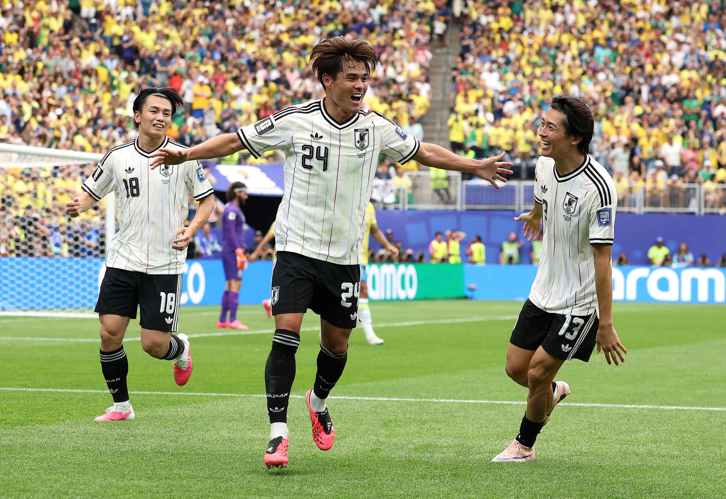 世杯巴西0-1日本:佐野海舟世界波破门