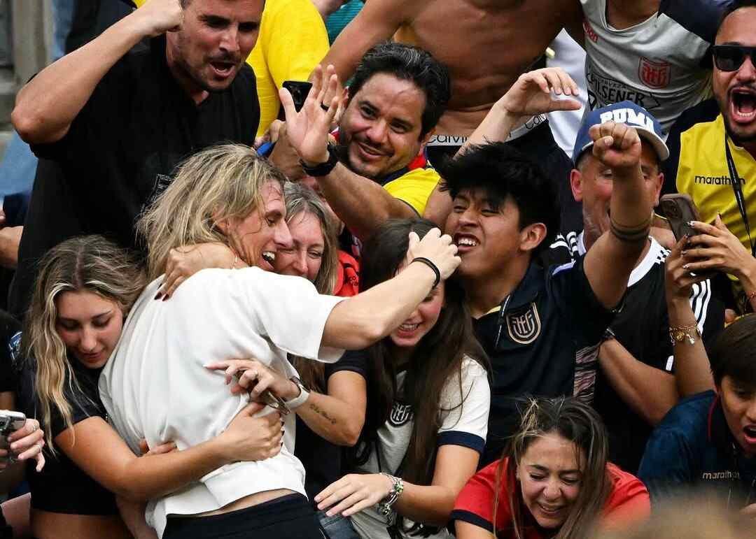 厄瓜多爾2-1逆轉德國晉級世界盃淘汰賽