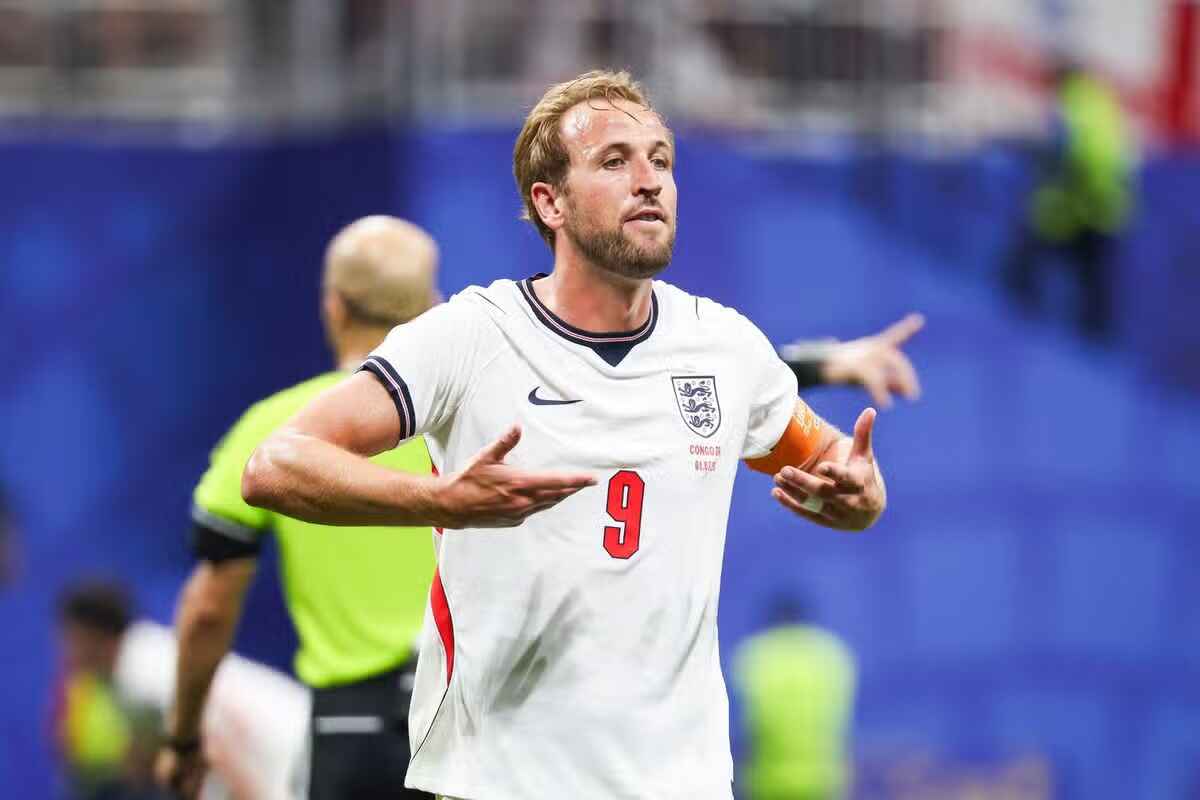 英议员提议凯恩获封爵士 议会文件肯定其功绩