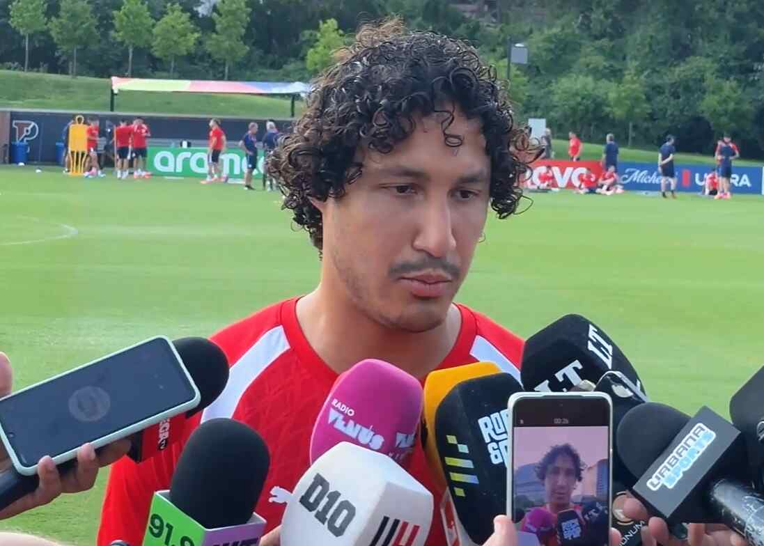巴拉圭后卫卡纳莱:忽略赞誉,只专注训练