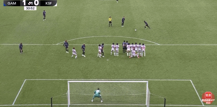 圆月弯刀！宇佐美贵史任意球破门，大阪钢巴1-0京都不死鸟